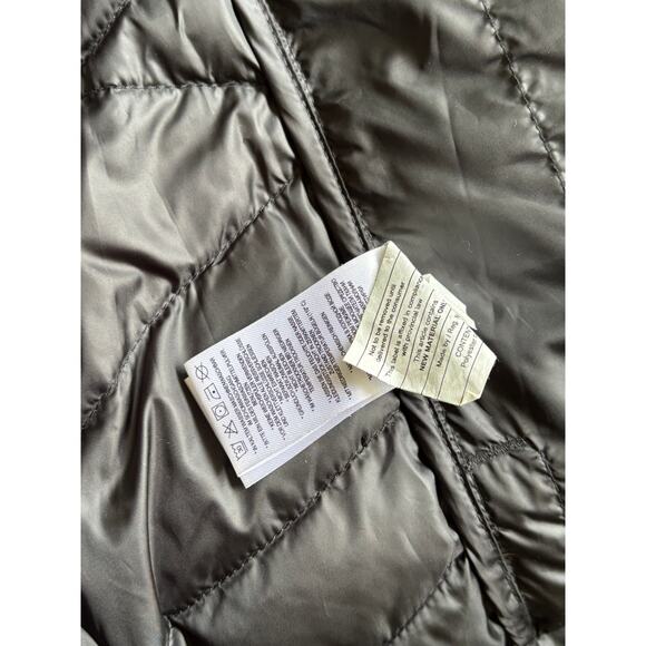 Lolë Emeline Insulated Down Black Puffer Jacket Hooded Women's Size XL - Picture 9 of 9